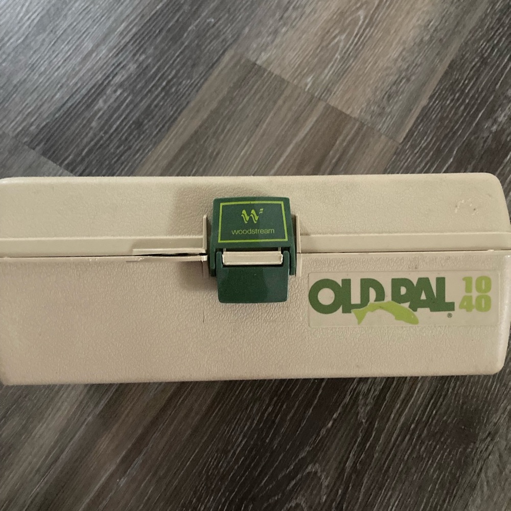 Old Pal tackle box